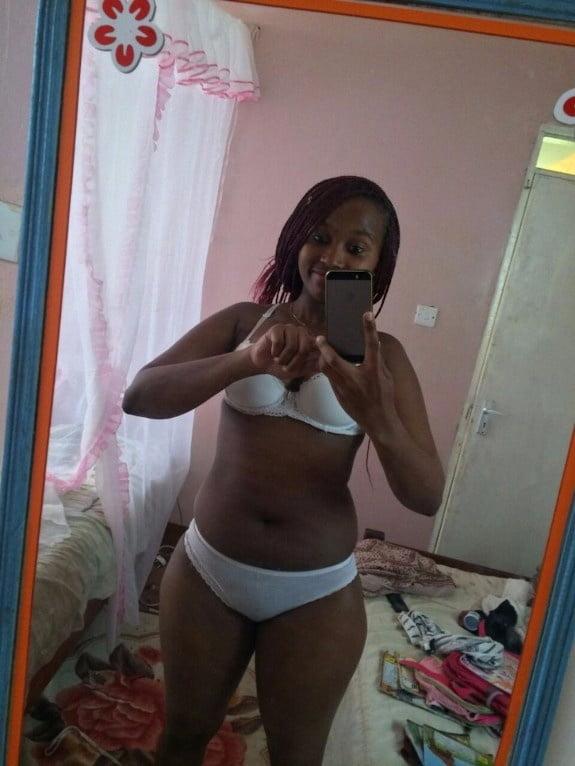 PinkBlackGirl – billede 3 af 3