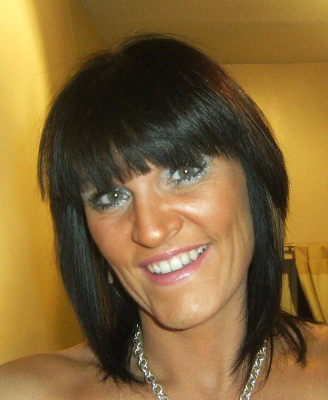 BrownJeanette – billede 1 af 3