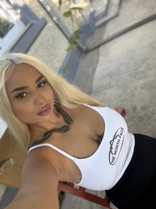 Amira escort Brønshøj – billede 9 af 9